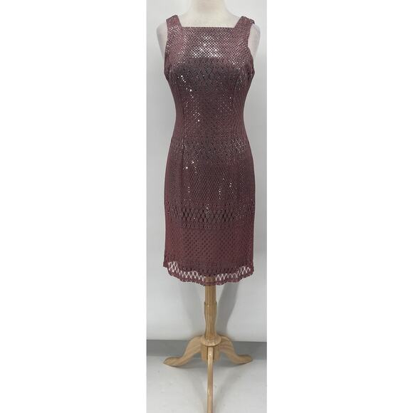 Vintage 90s Crochet Overlay Sequined Sheath Dress Squareneck Mauve Silver NEW 8 - Picture 3 of 12